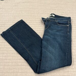 White House Black Market Blanc Dark Wash Bootcut Jeans Size 6